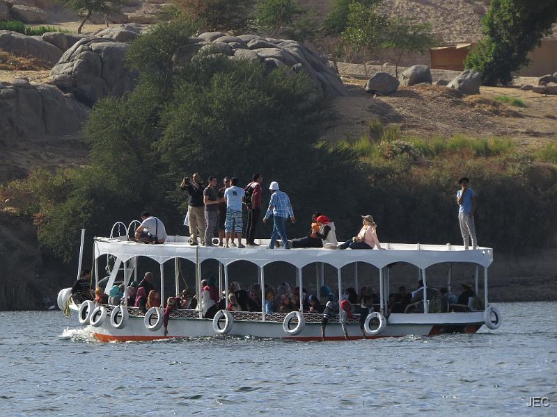 2022934_15.02.03.JPG - Aswan, Bootsfahrt am Nil zum nubischen Dorf