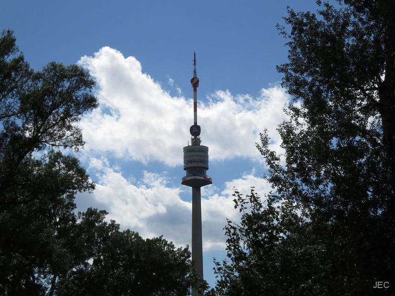 2027293_15.06.23.JPG - Donauturm
